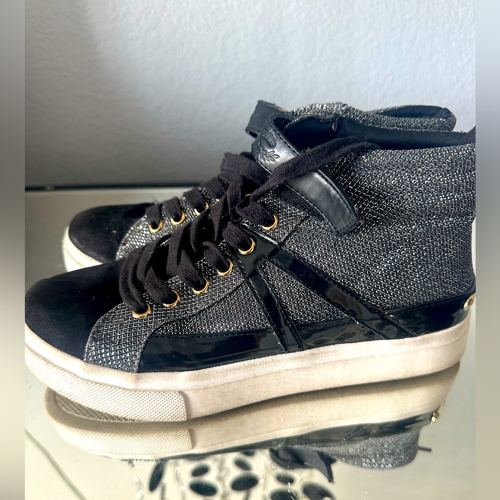 Juicy Couture Hester Black and Silver Y2k High Top Sneakers Size 6